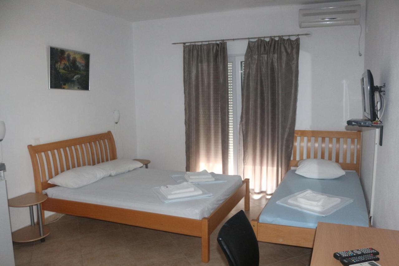 Apartment'S Meti Ulcinj Exterior foto